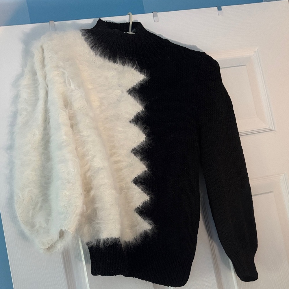 Black and White Women's Sweater